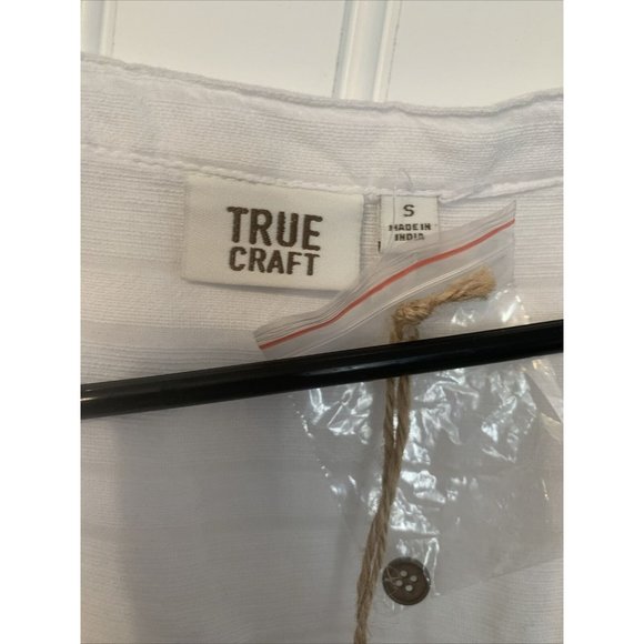 True Craft:  Women’s Top White Cap Sleeve Button Front High Low Size Small  NWT - Picture 4 of 5
